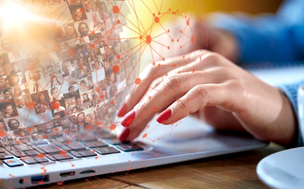 Diagram ilustrujący łączność funkcji sieciowych natywnych dla chmury w środowisku multi-cloud